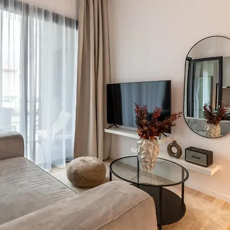 Olympia Ii Apartment